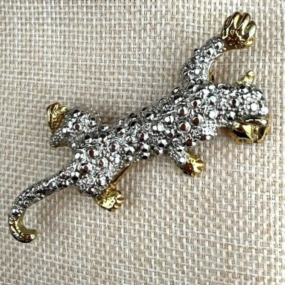 Vintage 80s Silver & Gold Tone Leopard Brooch Glam Mob Wife Retro Baddie Cheetah
